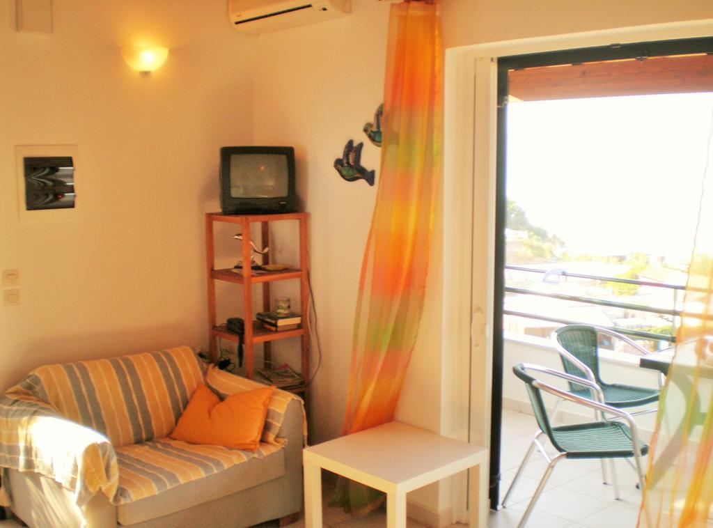Menigos Resort - Διαμέρισμα Αριθμός 168 Pelekas Buitenkant foto